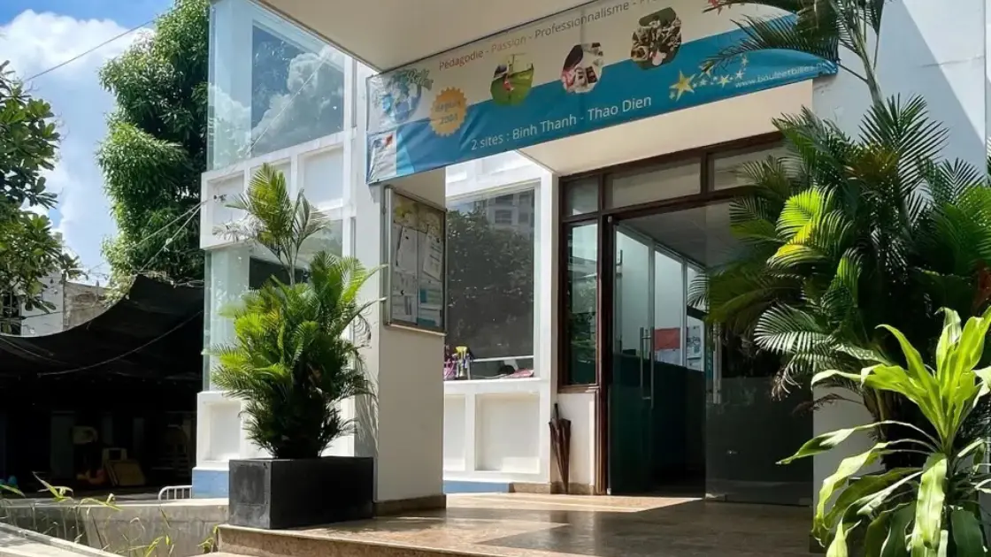 Entrée de l’école primaire Boule & Billes à Ho Chi Minh-Ville